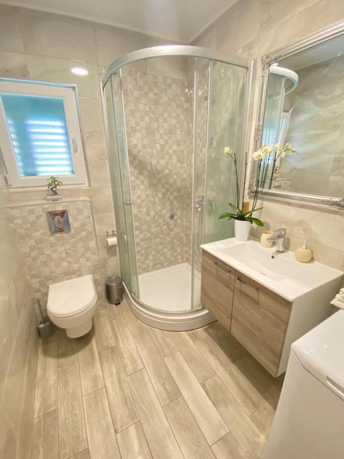 Apartment Davorka Макарска Экстерьер фото