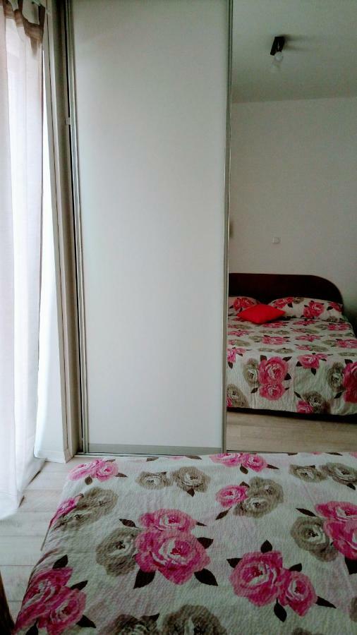Apartment Davorka Макарска Экстерьер фото